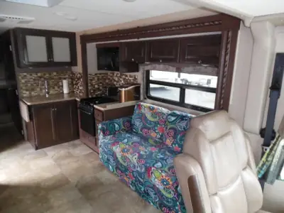 2018 Thor Motor Coach WINDSPORT 31Z photo 8
