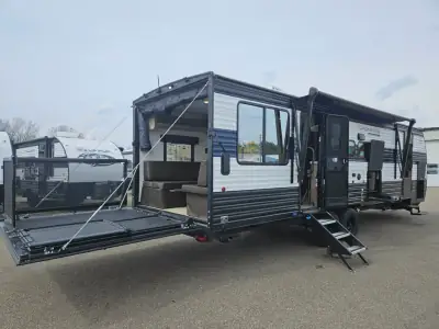 2026 Forest River Cherokee Grey Wolf 24RRT