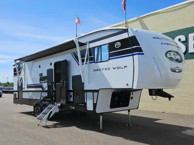 2027 Forest River Cherokee Arctic Wolf 285OPT