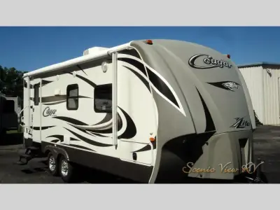 2013 Keystone Cougar X-Lite 21RBS photo 11