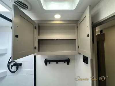 2027 K-Z Connect C271RL photo 33