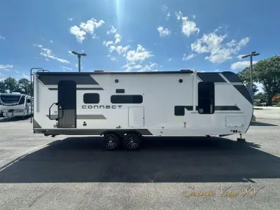2027 K-Z Connect C271RL photo 3