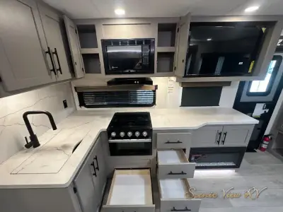 2027 K-Z Connect C271RL photo 28
