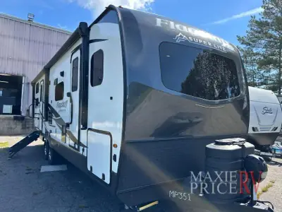2025 Forest River Flagstaff Super Lite 27BHWS exterior