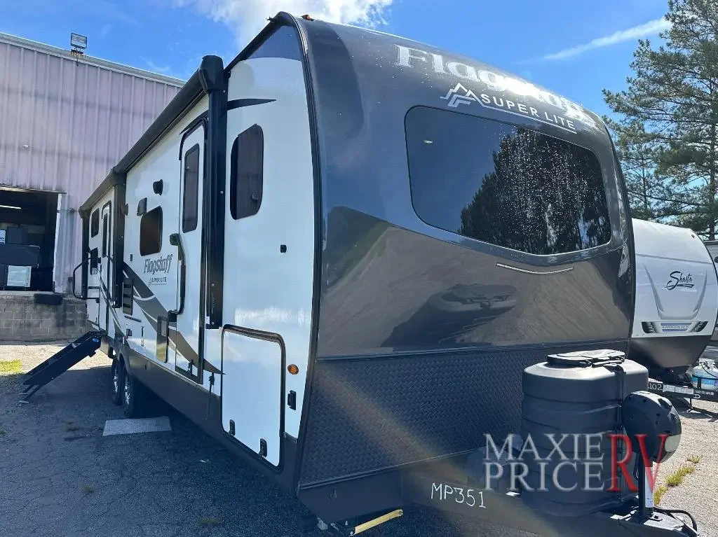 2025 Forest River Flagstaff Super Lite 27BHWS exterior