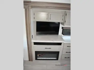 2026 K-Z Connect C313MK photo 16