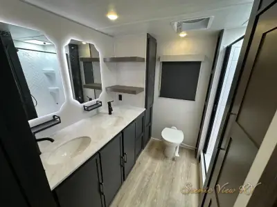 2027 Forest River Grand Surveyor 268FKBS photo 50