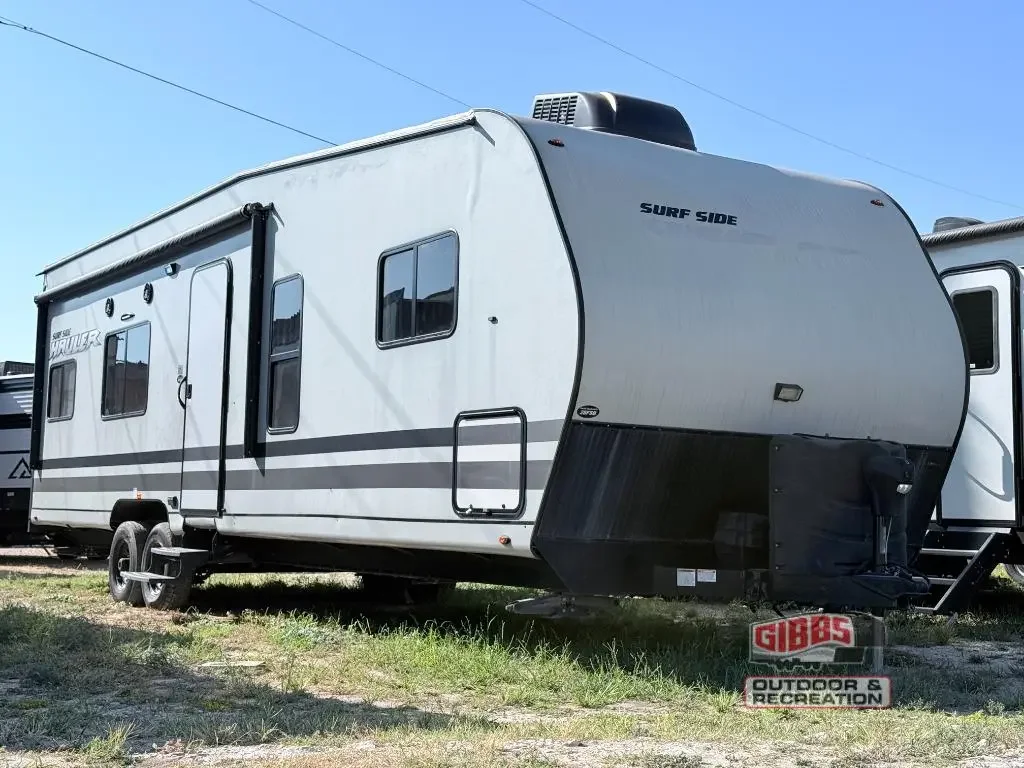 2021 Pacific Coachworks Surf Side 28FSB exterior