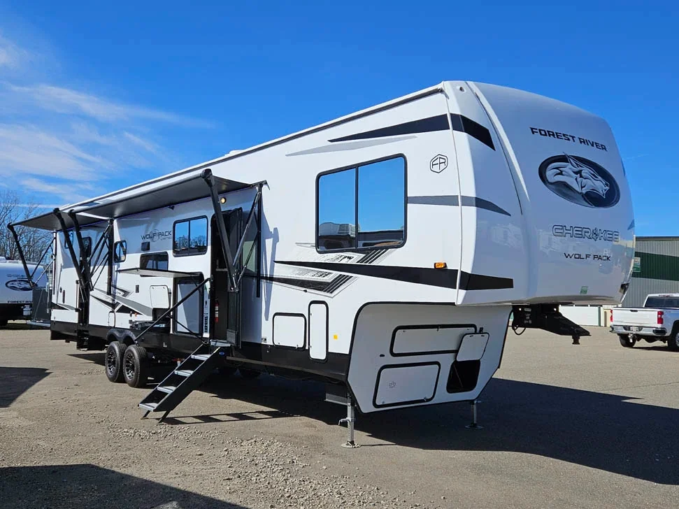 2026 Forest River Cherokee Wolf Pack 365PACK15.5 exterior
