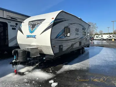 2018 Forest River Vengeance Rogue 25V photo 3