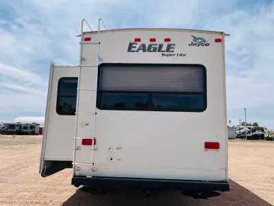 2011 Jayco EAGLE SUPER LITE 31.5 RLDS photo 4