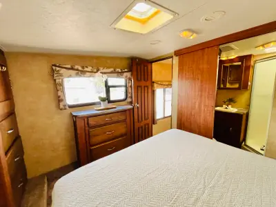 2011 Jayco EAGLE SUPER LITE 31.5 RLDS photo 22