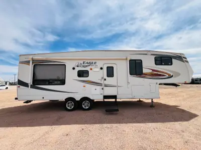 2011 Jayco EAGLE SUPER LITE 31.5 RLDS photo 6