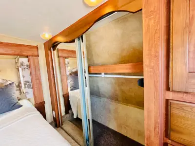 2011 Jayco EAGLE SUPER LITE 31.5 RLDS photo 23