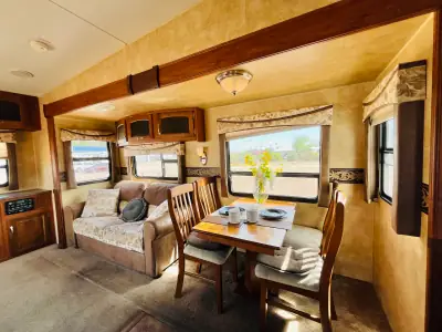 2011 Jayco EAGLE SUPER LITE 31.5 RLDS photo 17