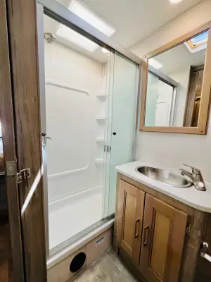 2021 Coachmen MIRADA 350S photo 19