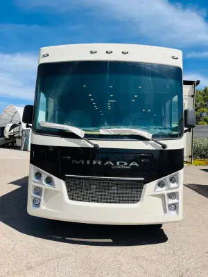 2021 Coachmen MIRADA 350S photo 2