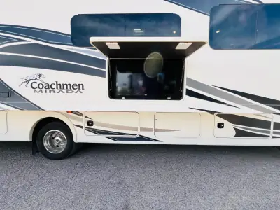 2021 Coachmen MIRADA 350S photo 9