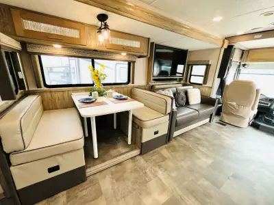 2021 Coachmen MIRADA 350S photo 29
