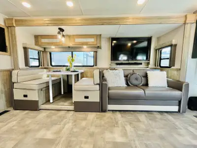 2021 Coachmen MIRADA 350S photo 24