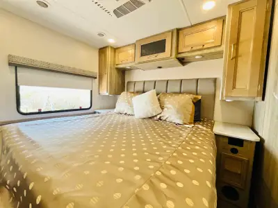 2021 Coachmen MIRADA 350S photo 20