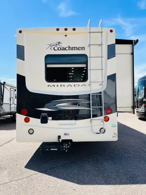 2021 Coachmen MIRADA 350S photo 6
