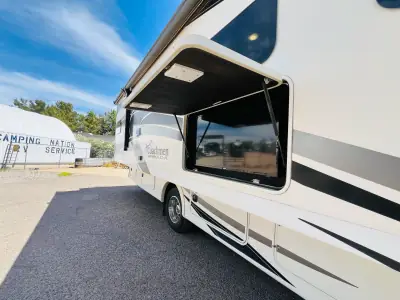 2021 Coachmen MIRADA 350S photo 10