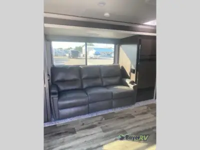 2023 Grand Design Transcend Xplor 245RL photo 7