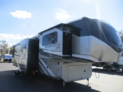 2026 Jayco Pinnacle 39FLOK photo 4
