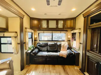 2017 Grand Design SOLITUDE 369RL photo 12