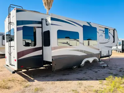 2017 Grand Design SOLITUDE 369RL photo 3