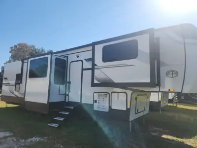 2026 Foresr River Sandpiper 3990FL 3990FL SANDPIPER