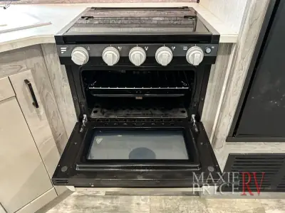 2020 Heartland Mallard 32 photo 17