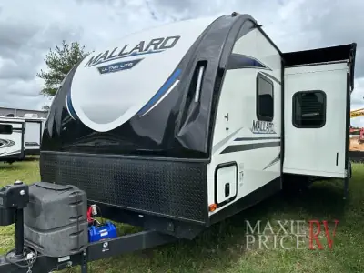 2020 Heartland Mallard 32 photo 12