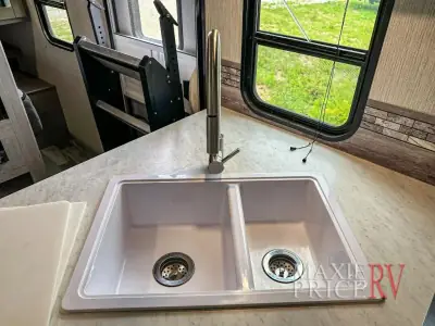 2020 Heartland Mallard 32 photo 15