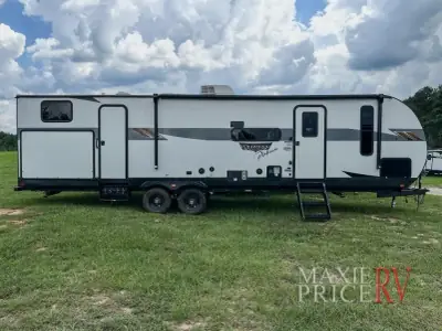 2023 Forest River Wildwood 32BHDSX photo 5