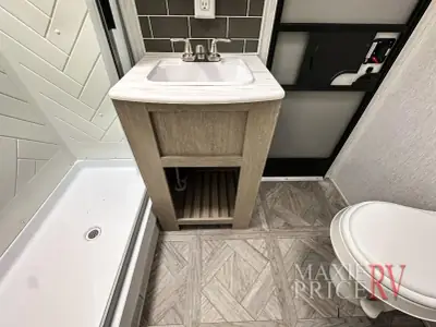 2023 Forest River Wildwood 32BHDSX photo 23