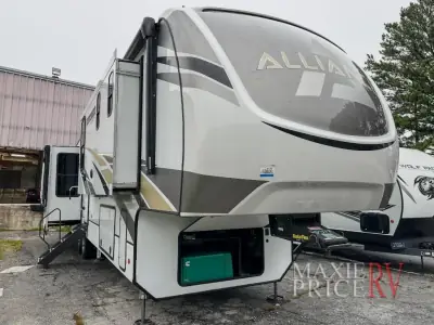 2021 Alliance Paradigm 370FB