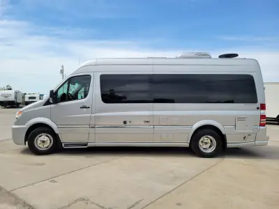 2013 Airstream Interstate 22 photo 4