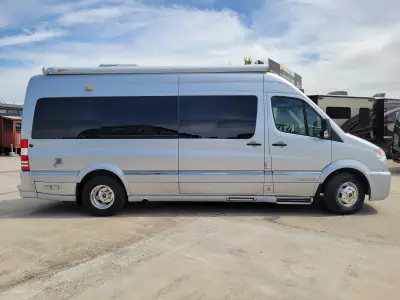 2013 Airstream Interstate 22 photo 3