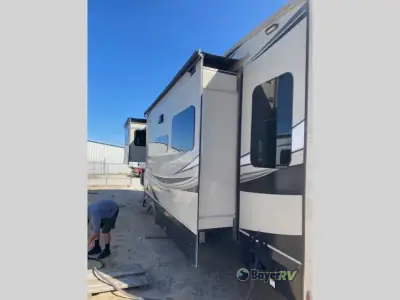 2022 Jayco Pinnacle 36FBTS photo 4