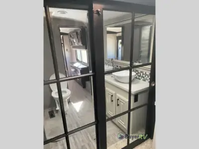2022 Jayco Pinnacle 36FBTS photo 17