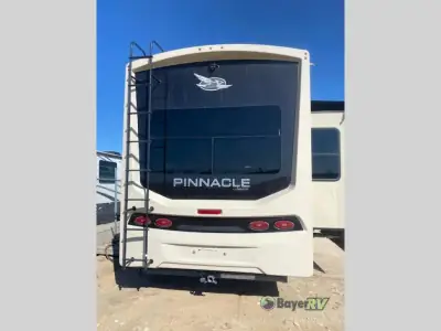 2022 Jayco Pinnacle 36FBTS photo 3