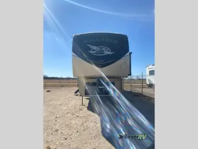 2022 Jayco Pinnacle 36FBTS exterior