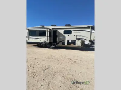 2022 Jayco Pinnacle 36FBTS photo 2