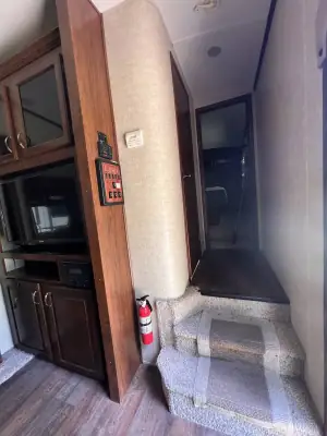2014 Keystone KEYSTONE LAREDO 293SBH photo 8