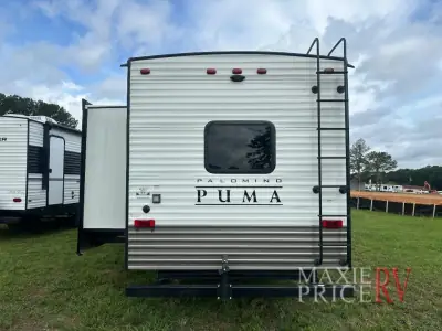 2022 Palomino Puma 32BH2B photo 10