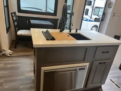 2024 Jayco NORTH POINT 382FLRB photo 6
