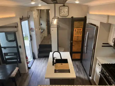 2024 Jayco NORTH POINT 382FLRB photo 2