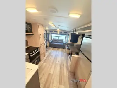 2022 Heartland Sundance Ultra Lite 268RL photo 6